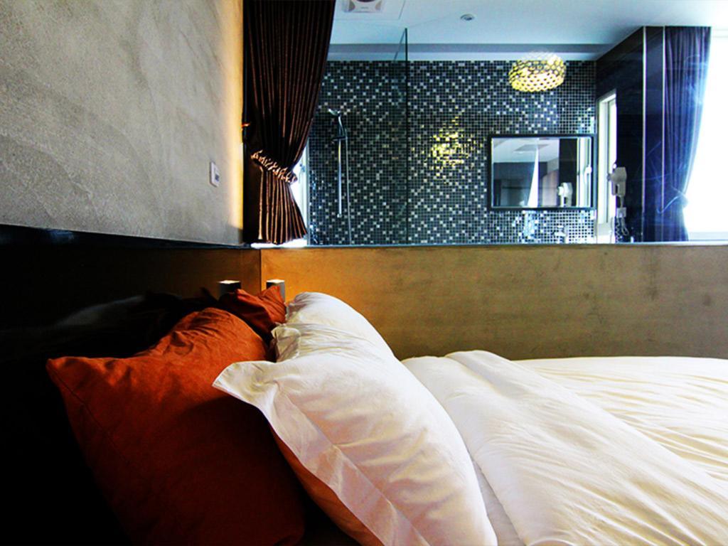 Hotian Inn Дунган Екстериор снимка